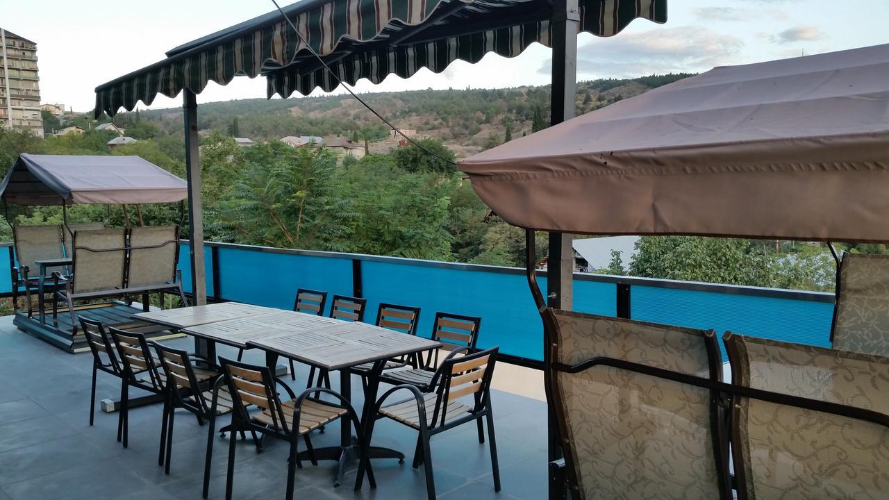 Top Boutique Hotel（首席精品酒店） Тбилиси Екстериор снимка