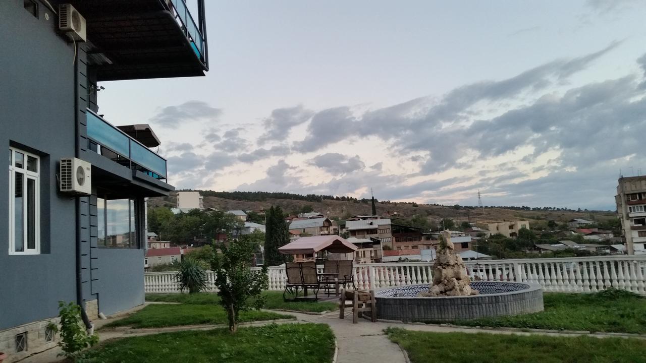 Top Boutique Hotel（首席精品酒店） Тбилиси Екстериор снимка