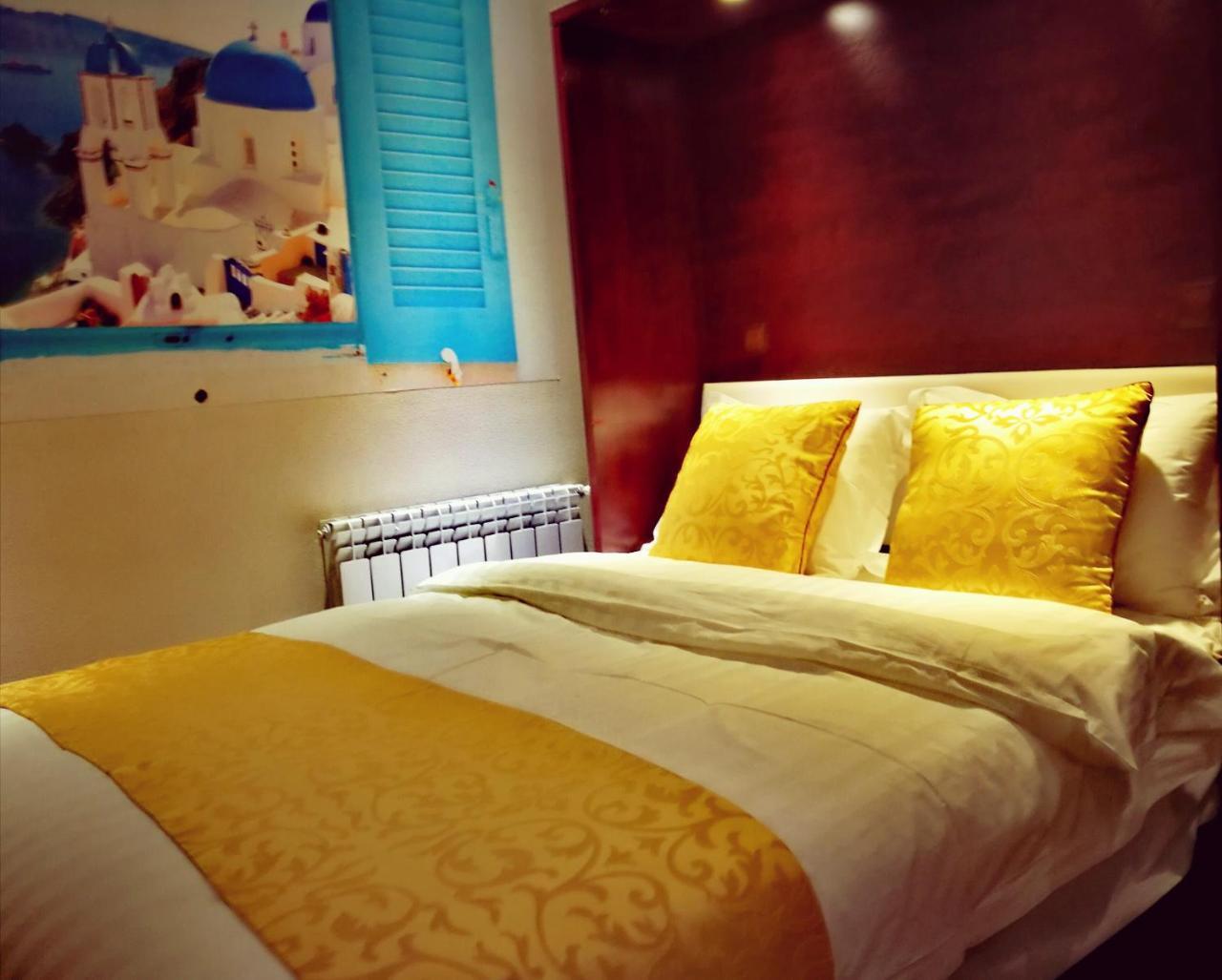 Top Boutique Hotel（首席精品酒店） Тбилиси Екстериор снимка