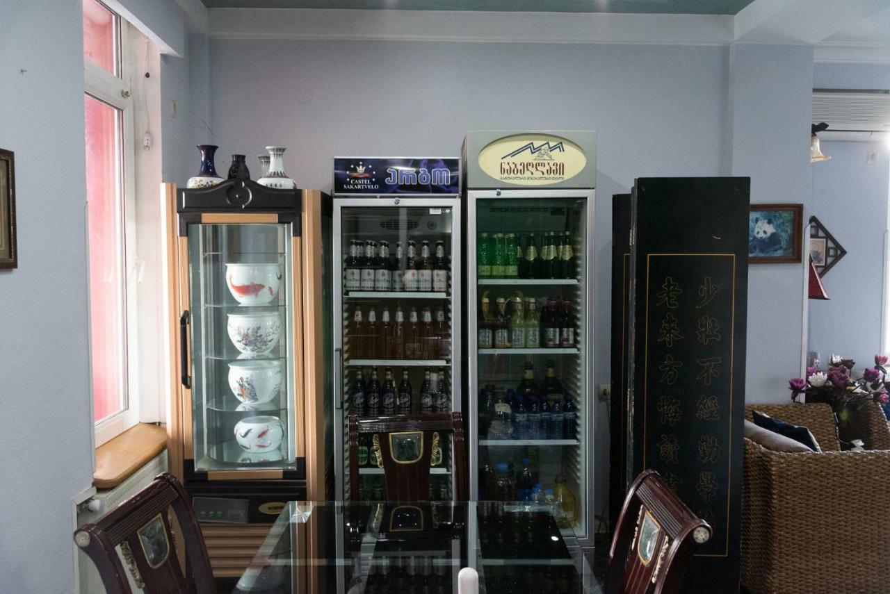 Top Boutique Hotel（首席精品酒店） Тбилиси Екстериор снимка