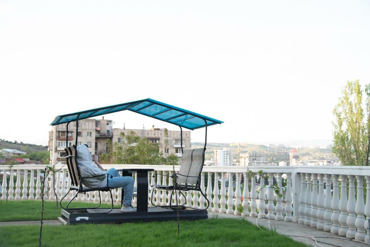 Top Boutique Hotel（首席精品酒店） Тбилиси Екстериор снимка